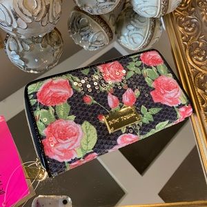 New with tags Betsy Johnson wallet